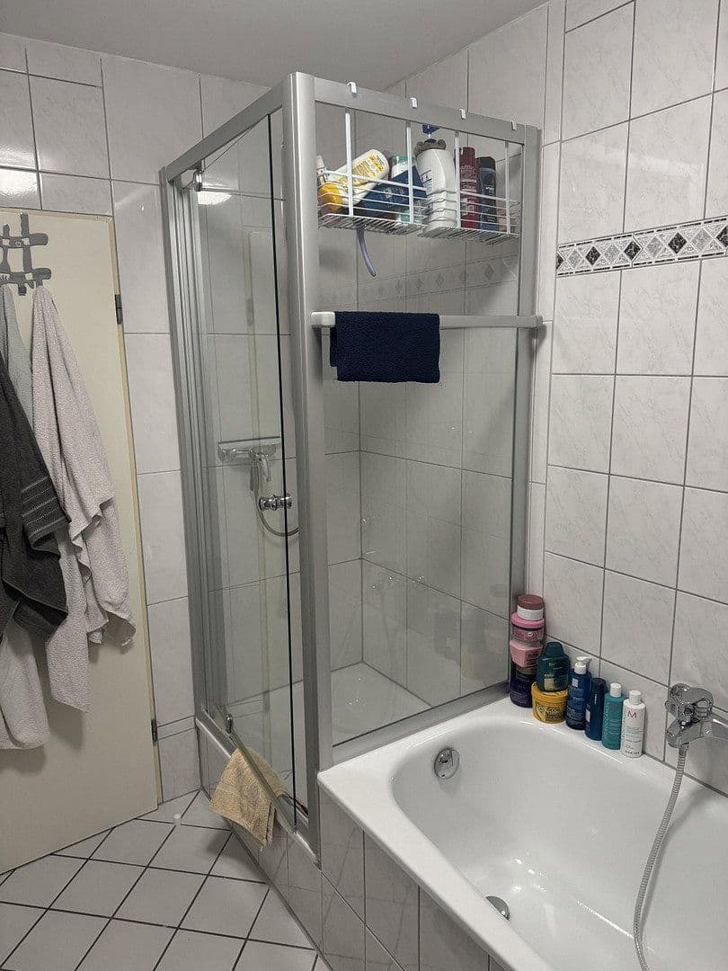4 bedroom flat to rent, 95 m², Stettinerstr. 11a, Heiligenhaus, North Rhine-Westphalia 4 bedroom flat to rent, 95 m², Stettinerstr. 11a, Heiligenhaus, North Rhine-Westphalia