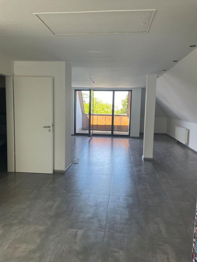 1 bedroom flat to rent, 106 m², Heddesheim, Baden-Württemberg 1 bedroom flat to rent, 106 m², Heddesheim, Baden-Württemberg
