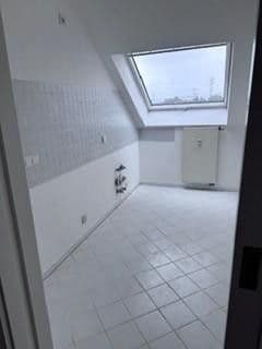 2 bedroom with open-plan kitchen flat to rent, 87 m², Ilvesheim, Baden-Württemberg 2 bedroom with open-plan kitchen flat to rent, 87 m², Ilvesheim, Baden-Württemberg