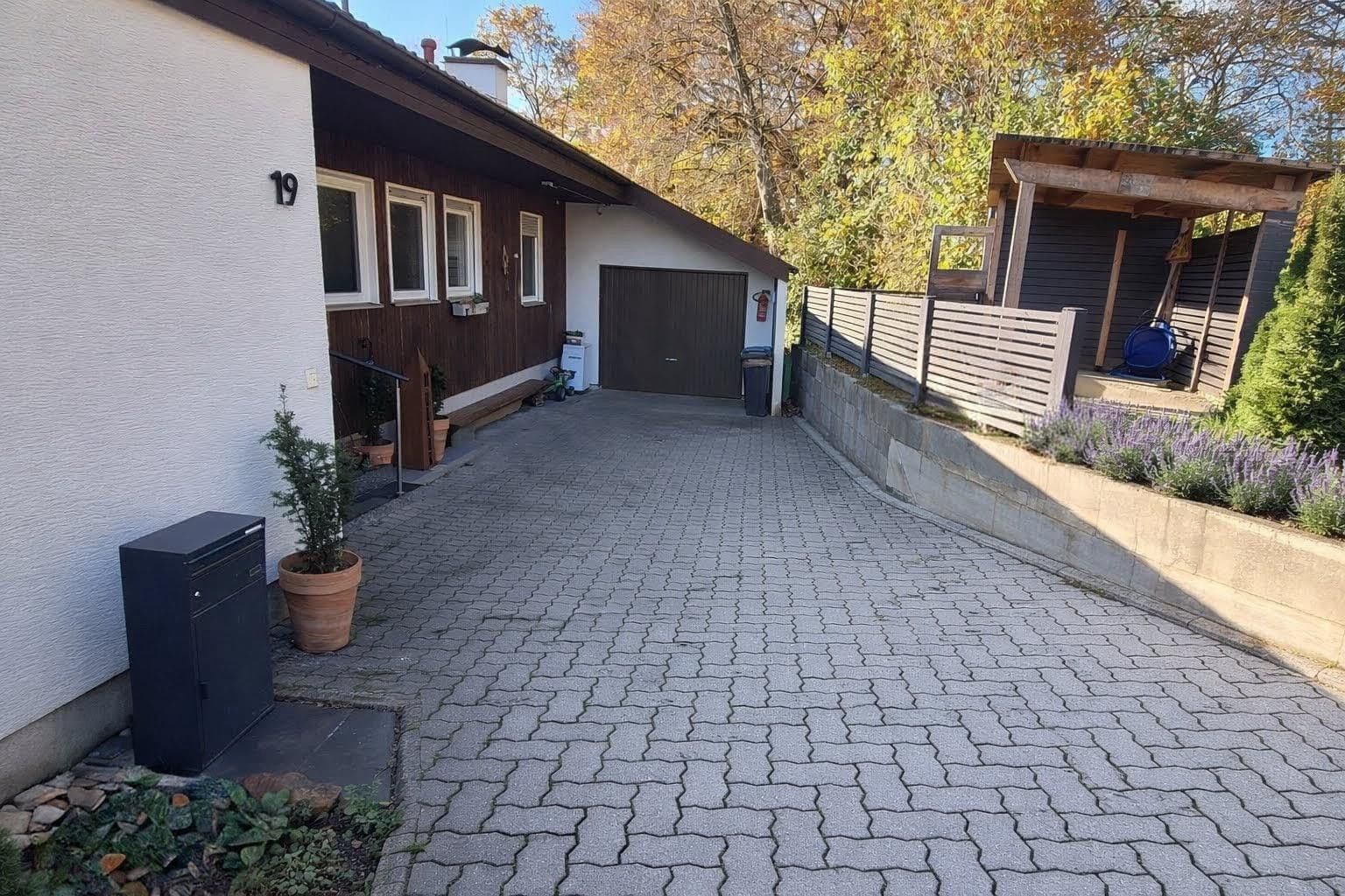 house for sale, 192 m², Am Hirtenbuckel 19, Bad Urach, Baden-Württemberg house for sale, 192 m², Am Hirtenbuckel 19, Bad Urach, Baden-Württemberg