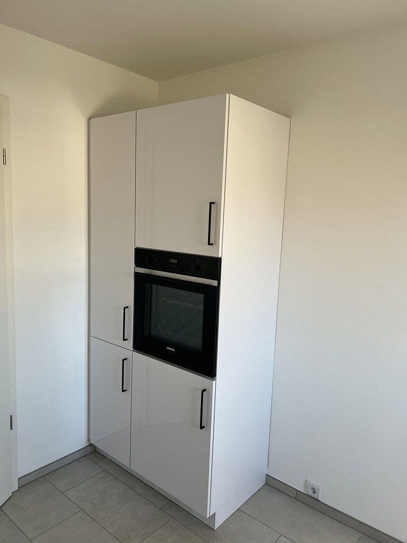 2 bedroom with open-plan kitchen flat to rent, 98 m², Am Kiefernwald 5 B, Groß Kreutz (Havel), Brandenburg 2 bedroom with open-plan kitchen flat to rent, 98 m², Am Kiefernwald 5 B, Groß Kreutz (Havel), Brandenburg