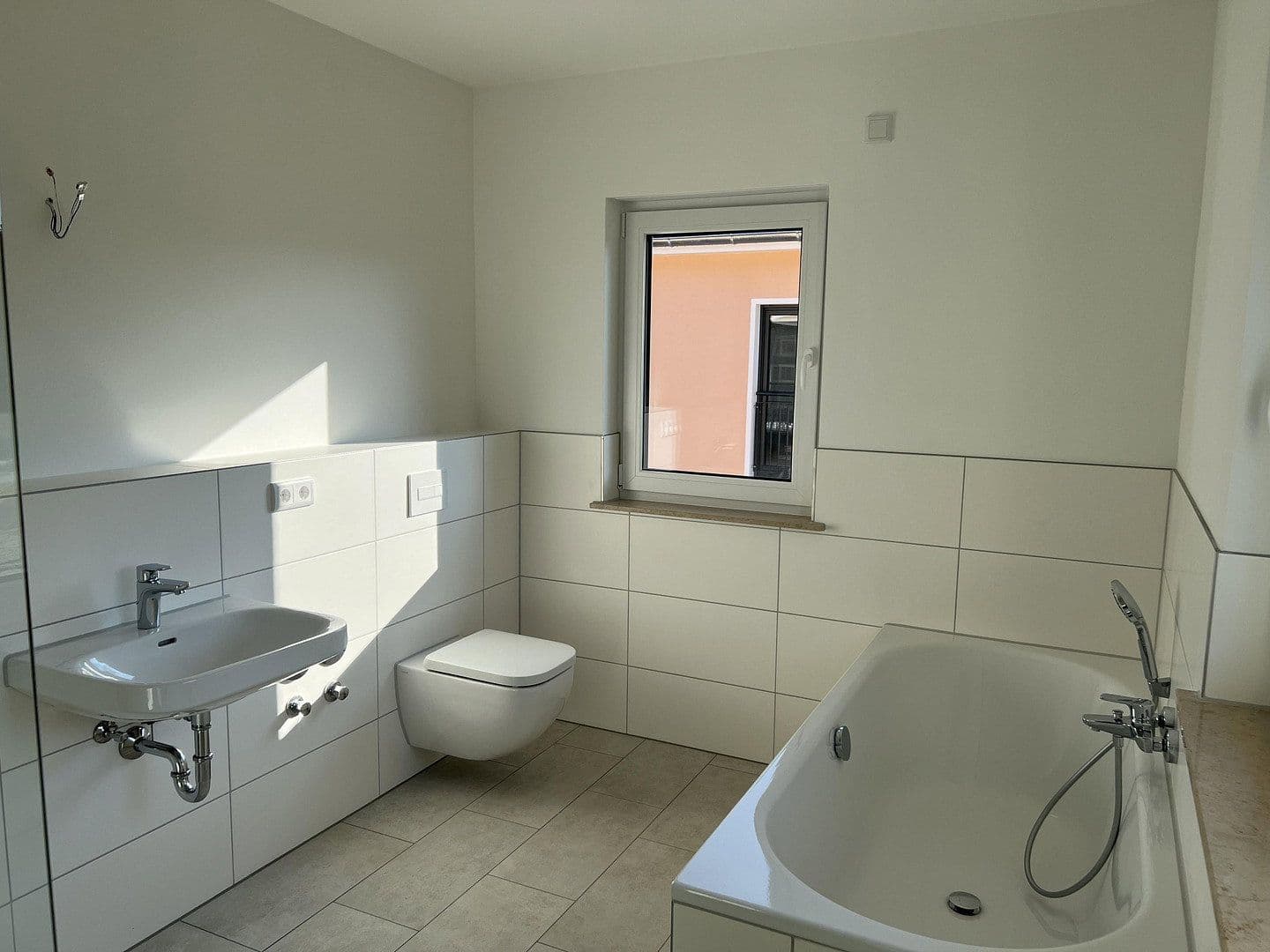2 bedroom with open-plan kitchen flat to rent, 98 m², Am Kiefernwald 5 B, Groß Kreutz (Havel), Brandenburg 2 bedroom with open-plan kitchen flat to rent, 98 m², Am Kiefernwald 5 B, Groß Kreutz (Havel), Brandenburg