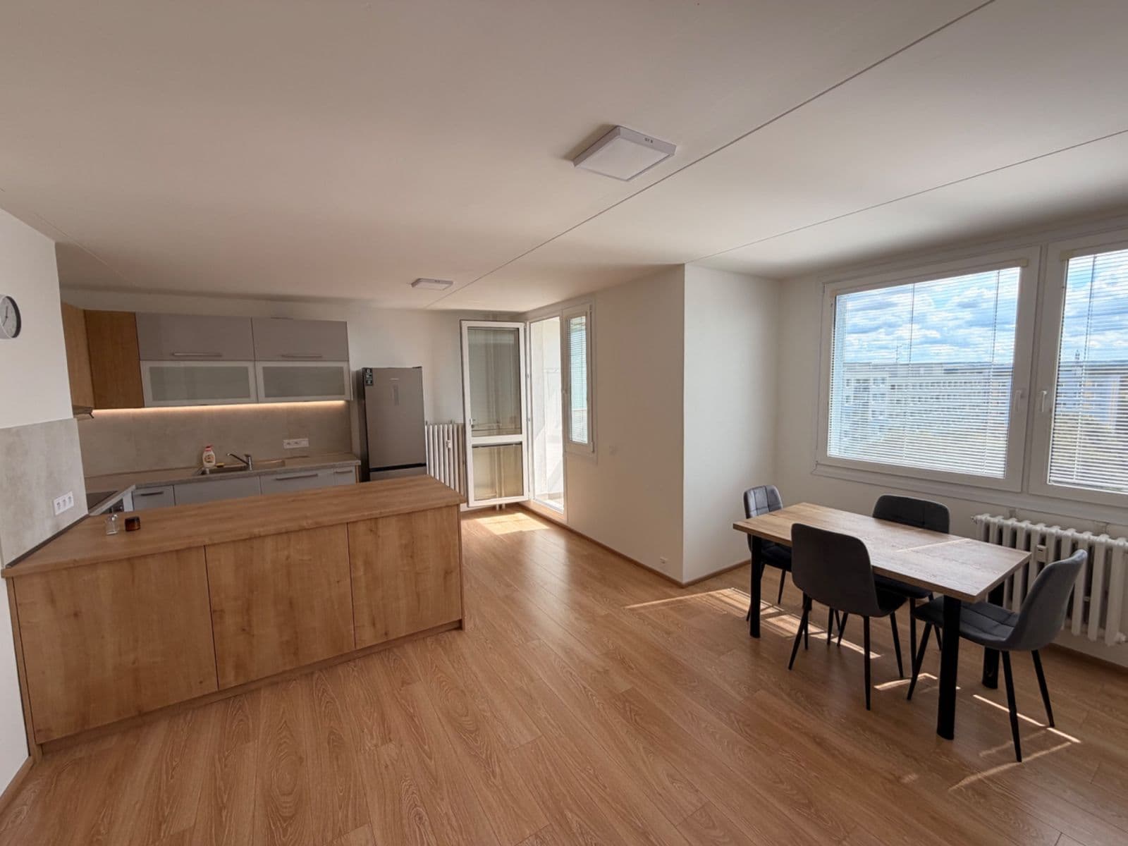 3 bedroom flat to rent, 75 m², Tatarkova, Prague, Prague 3 bedroom flat to rent, 75 m², Tatarkova, Prague, Prague