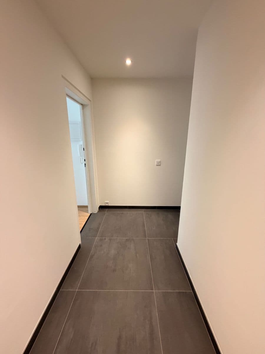 3 bedroom flat to rent, 75 m², Tatarkova, Prague, Prague 3 bedroom flat to rent, 75 m², Tatarkova, Prague, Prague