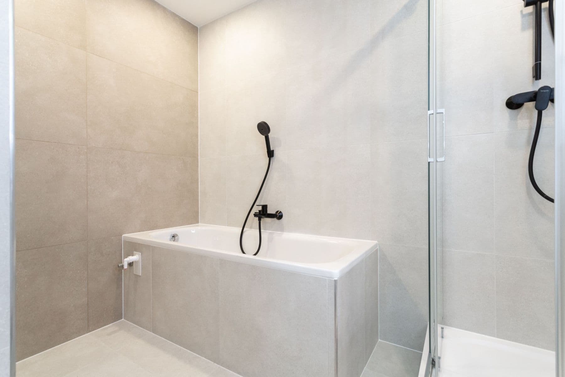3 bedroom with open-plan kitchen flat for sale, 85 m², Prusíkova, Prague, Prague 3 bedroom with open-plan kitchen flat for sale, 85 m², Prusíkova, Prague, Prague