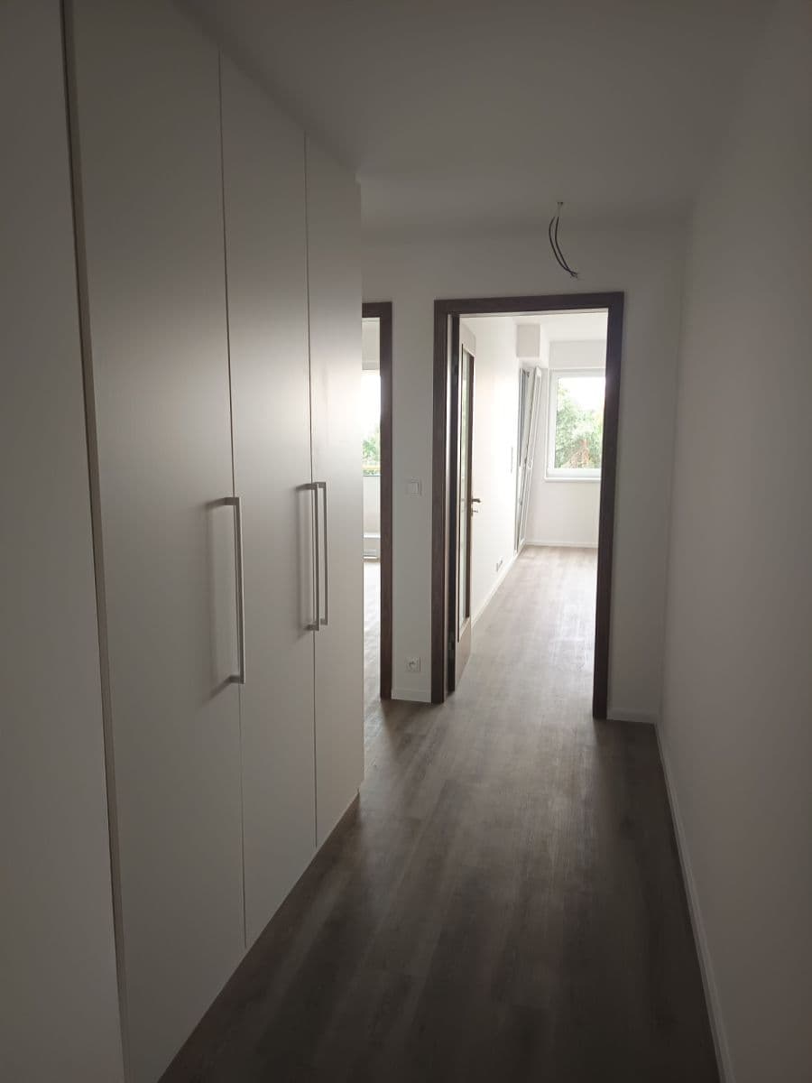 1 bedroom with open-plan kitchen flat to rent, 53 m², Brandýs nad Labem-Stará Boleslav, Středočeský Region 1 bedroom with open-plan kitchen flat to rent, 53 m², Brandýs nad Labem-Stará Boleslav, Středočeský Region