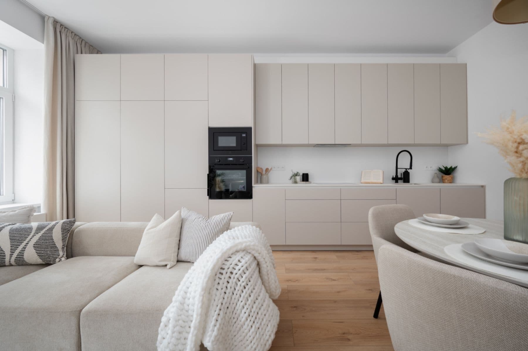 2 bedroom with open-plan kitchen flat for sale, 81 m², Radlas, Brno, Jihomoravský Region 2 bedroom with open-plan kitchen flat for sale, 81 m², Radlas, Brno, Jihomoravský Region