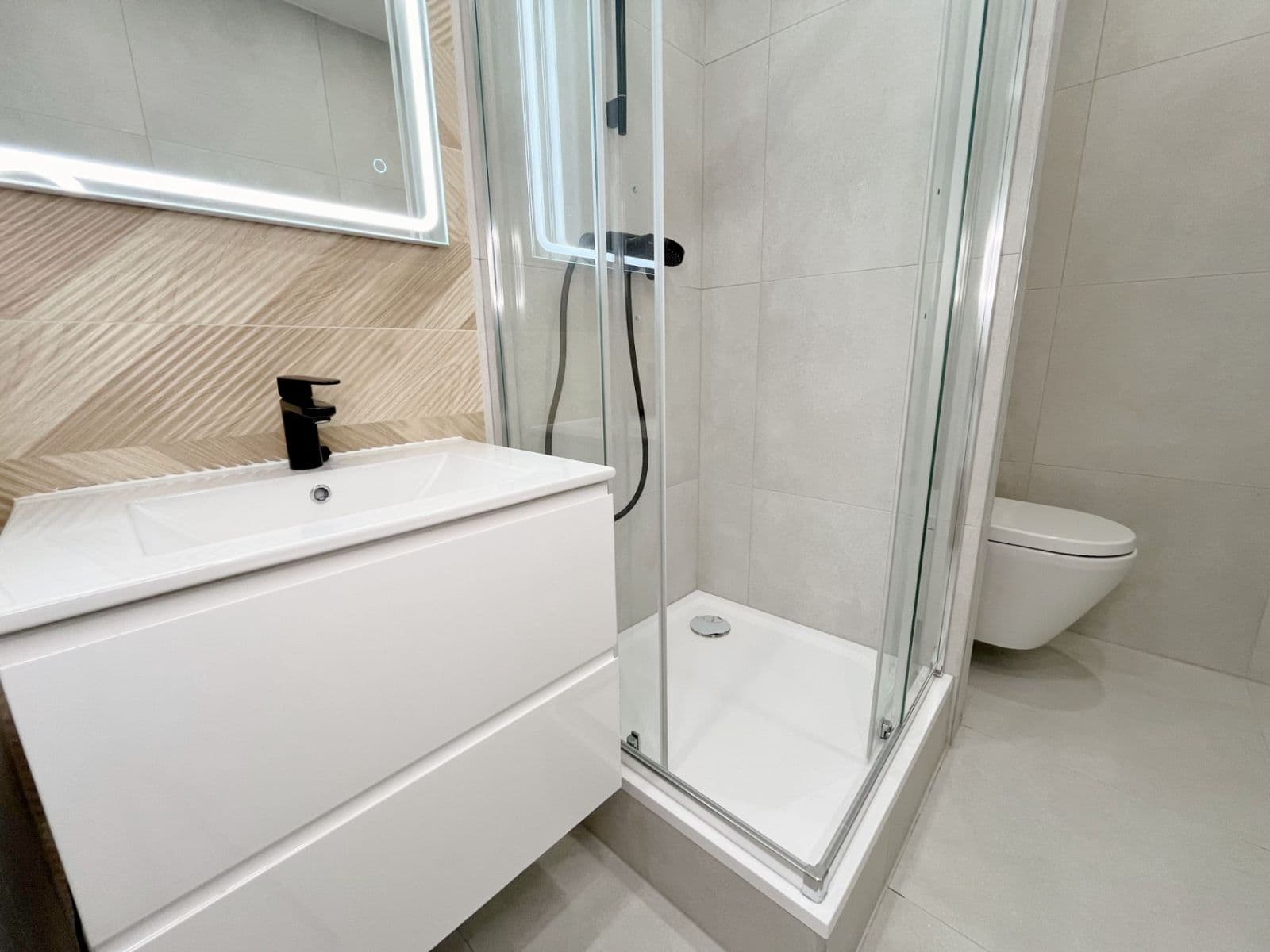 2 bedroom with open-plan kitchen flat for sale, 59 m², Erbenova, Prague, Prague 2 bedroom with open-plan kitchen flat for sale, 59 m², Erbenova, Prague, Prague
