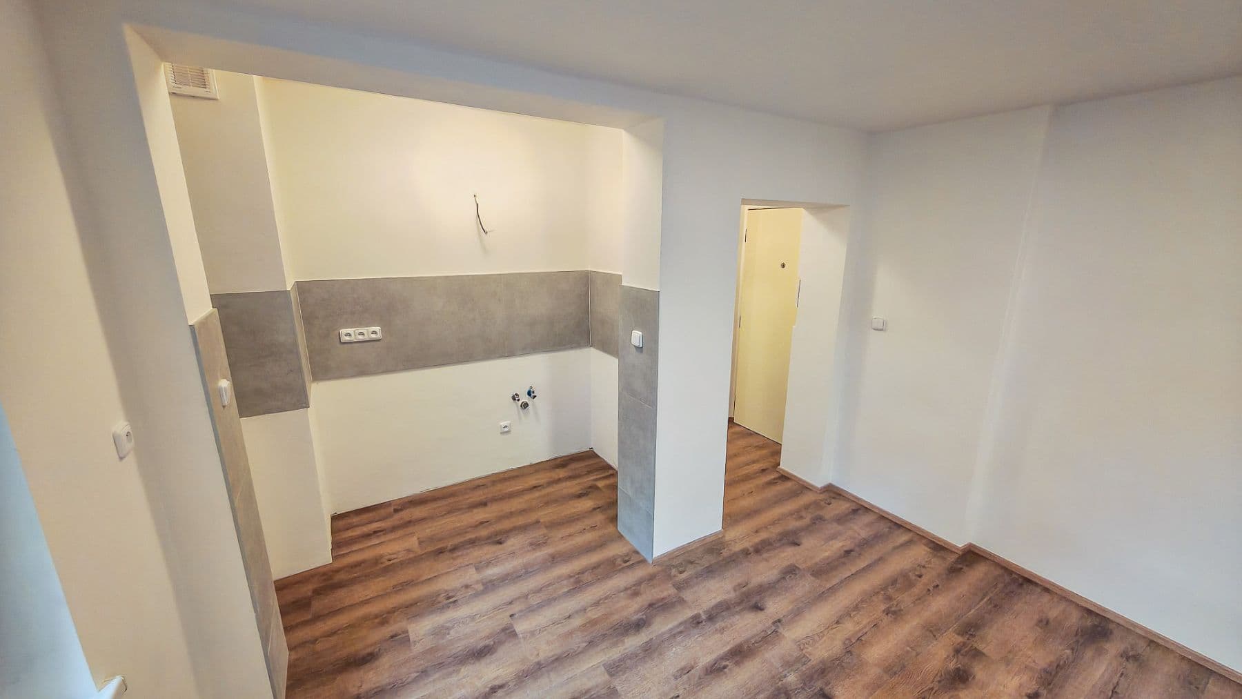 Studio flat to rent, 30 m², Lukešova, Prague, Prague Studio flat to rent, 30 m², Lukešova, Prague, Prague