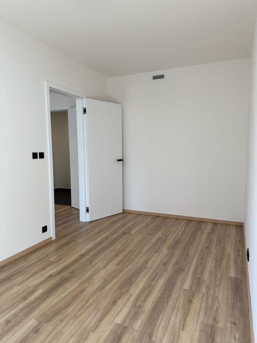 1 bedroom with open-plan kitchen flat to rent, 41 m², Starokošířská, Prague, Prague 1 bedroom with open-plan kitchen flat to rent, 41 m², Starokošířská, Prague, Prague