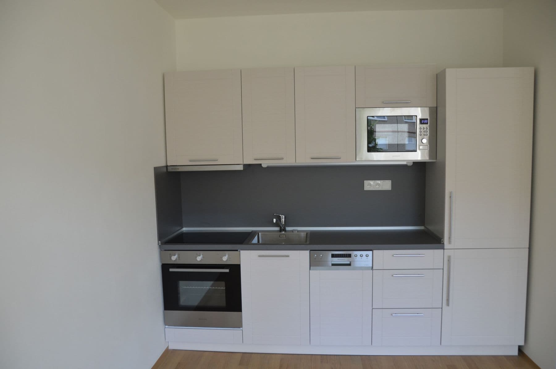 1 bedroom with open-plan kitchen flat to rent, 54 m², Hodkovická, Liberec, Liberecký Region 1 bedroom with open-plan kitchen flat to rent, 54 m², Hodkovická, Liberec, Liberecký Region