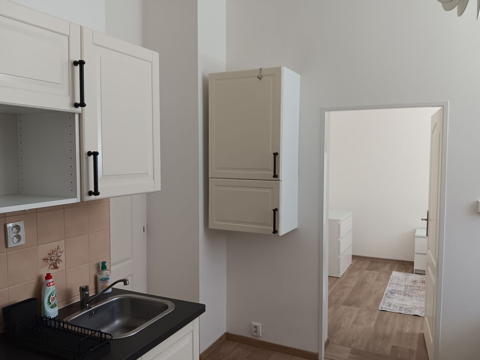 1 bedroom with open-plan kitchen flat to rent, 35 m², Kolodějská, Prague, Prague 1 bedroom with open-plan kitchen flat to rent, 35 m², Kolodějská, Prague, Prague