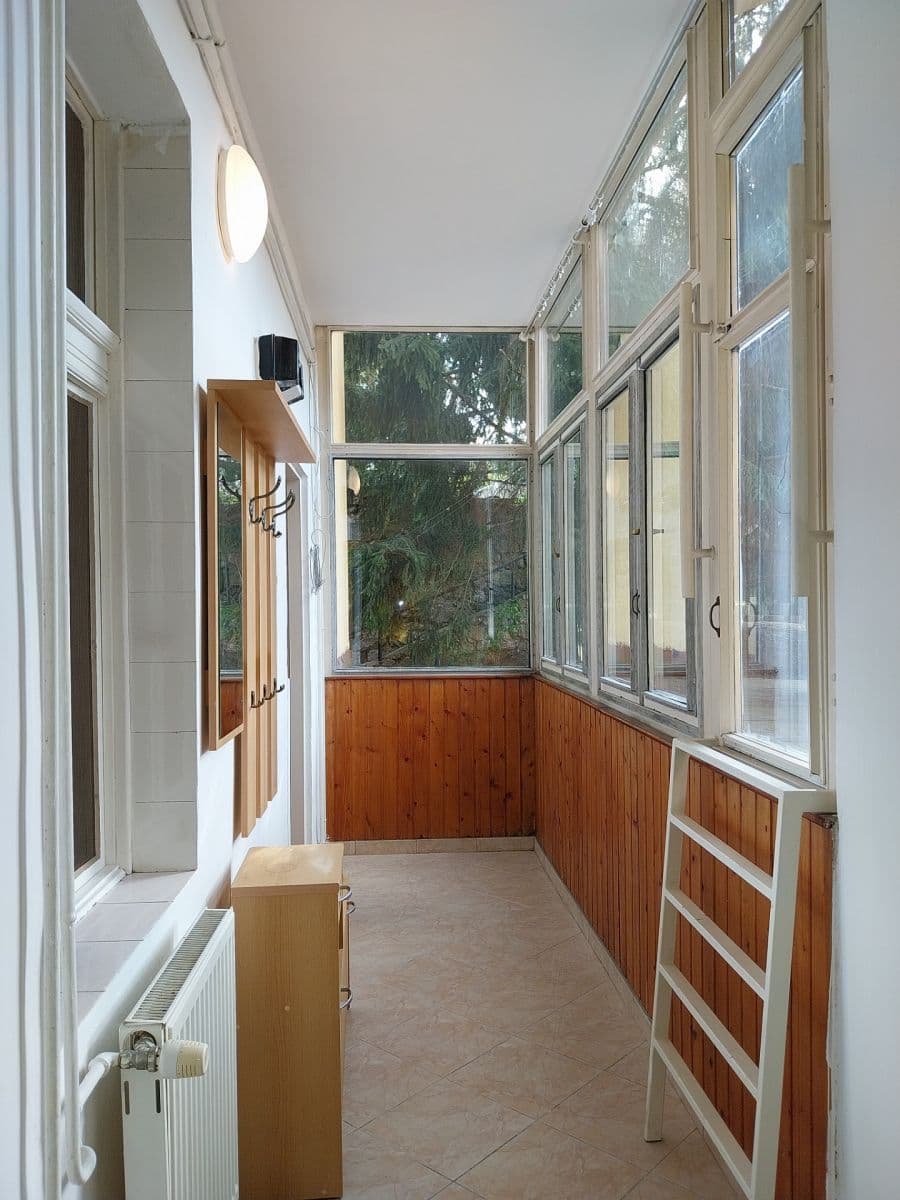 1 bedroom with open-plan kitchen flat to rent, 42 m², Slivenecká, Prague, Prague 1 bedroom with open-plan kitchen flat to rent, 42 m², Slivenecká, Prague, Prague