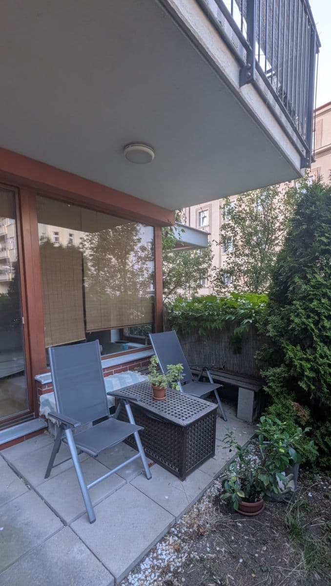 1 bedroom with open-plan kitchen flat to rent, 43 m², Pod Kavalírkou, Prague, Prague 1 bedroom with open-plan kitchen flat to rent, 43 m², Pod Kavalírkou, Prague, Prague