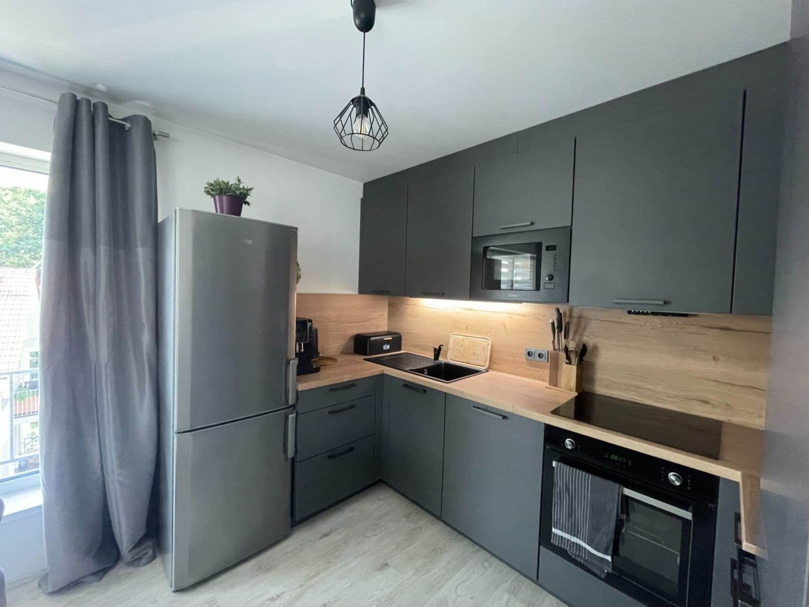 2 bedroom with open-plan kitchen flat to rent, 69 m², Vrbová, Kunice, Středočeský Region 2 bedroom with open-plan kitchen flat to rent, 69 m², Vrbová, Kunice, Středočeský Region