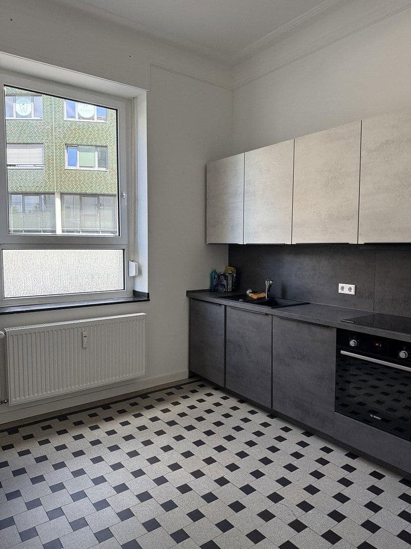 3 bedroom flat to rent, 80 m², Maternusstraße 39, Köln, North Rhine-Westphalia 3 bedroom flat to rent, 80 m², Maternusstraße 39, Köln, North Rhine-Westphalia