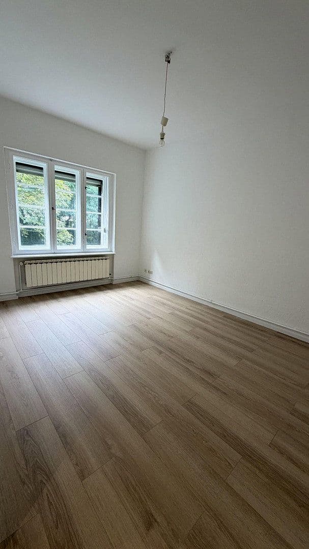 3 bedroom flat for sale, 64 m², Laehrscher Jagdweg, Berlin, Berlin 3 bedroom flat for sale, 64 m², Laehrscher Jagdweg, Berlin, Berlin