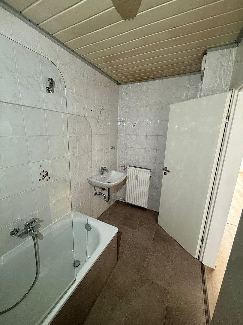 2 bedroom with open-plan kitchen flat to rent, 81 m², Handwerksweg 14, Bochum, North Rhine-Westphalia 2 bedroom with open-plan kitchen flat to rent, 81 m², Handwerksweg 14, Bochum, North Rhine-Westphalia