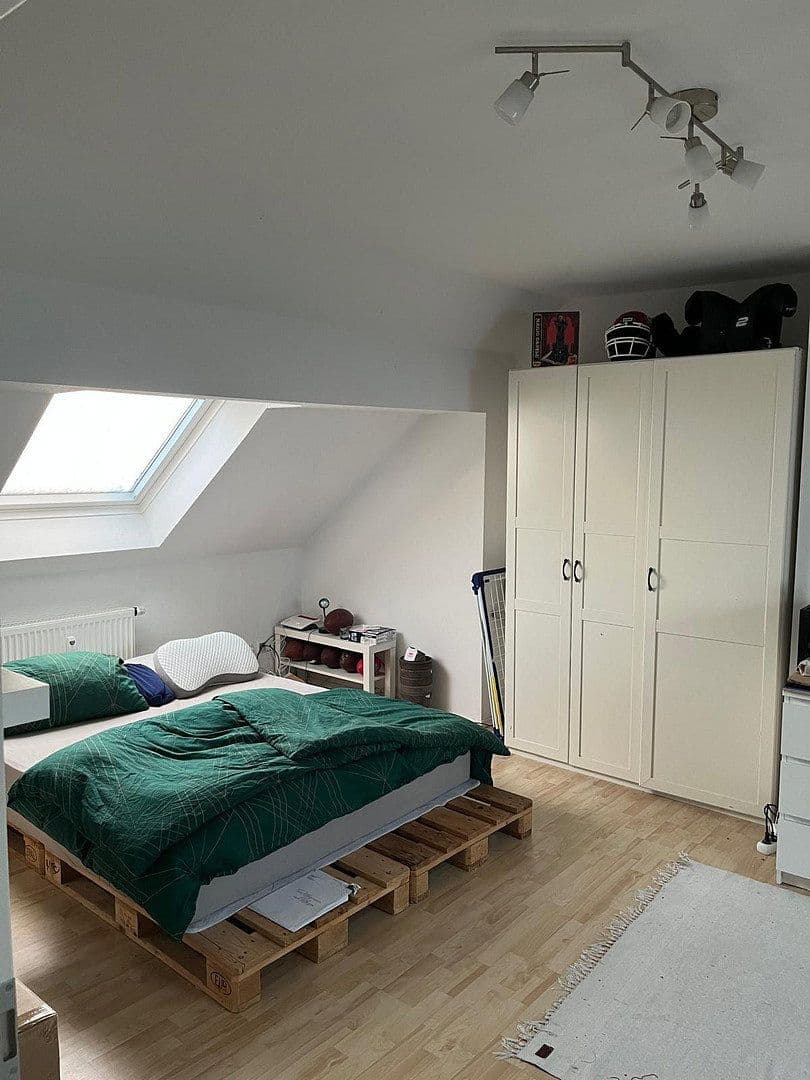 4 bedroom flat to rent, 100 m², Karlsruhe, Baden-Württemberg 4 bedroom flat to rent, 100 m², Karlsruhe, Baden-Württemberg