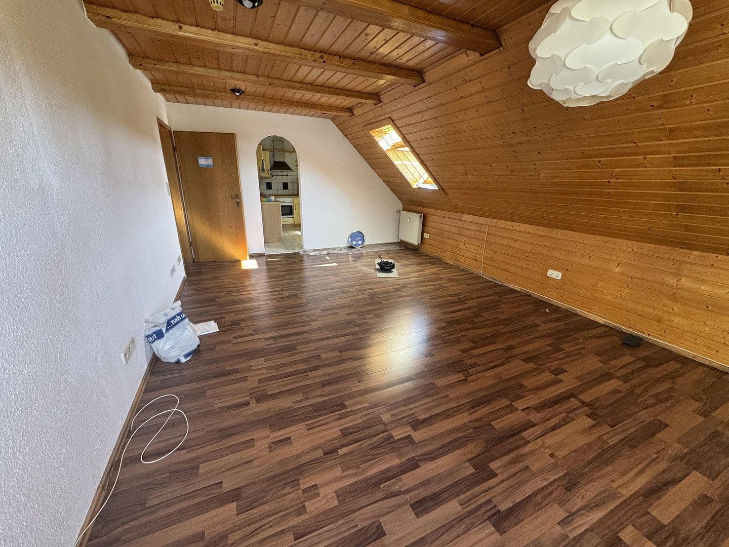 1 bedroom with open-plan kitchen flat to rent, 60 m², Lindenweg 5, Erkenbrechtsweiler, Baden-Württemberg 1 bedroom with open-plan kitchen flat to rent, 60 m², Lindenweg 5, Erkenbrechtsweiler, Baden-Württemberg