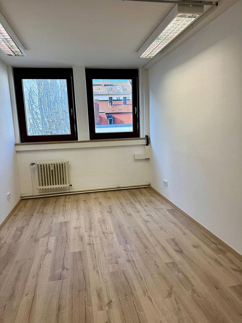 office for sale, 220 m², Pillenreuther Str. 14, Nürnberg, Bavaria office for sale, 220 m², Pillenreuther Str. 14, Nürnberg, Bavaria