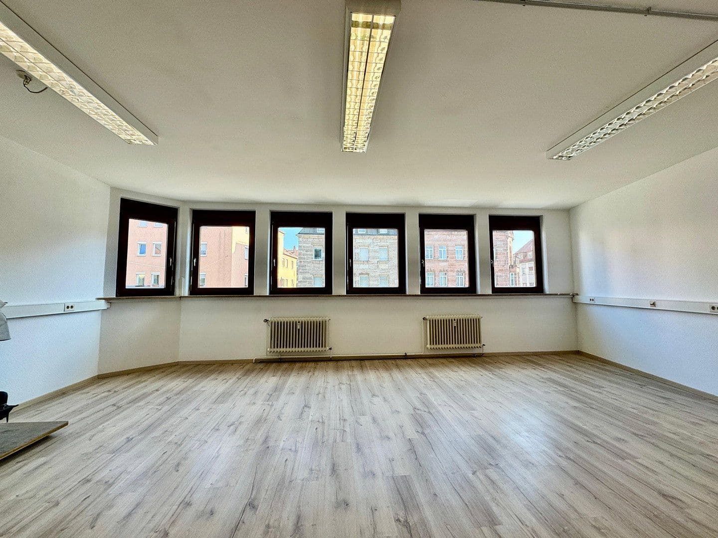office for sale, 220 m², Pillenreuther Str. 14, Nürnberg, Bavaria office for sale, 220 m², Pillenreuther Str. 14, Nürnberg, Bavaria