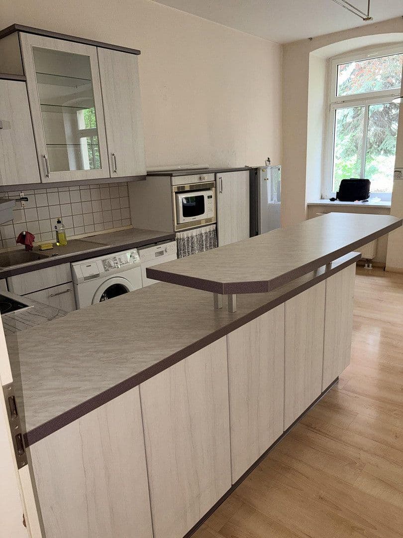 1 bedroom with open-plan kitchen flat to rent, 72 m², Altenburg, Thuringia 1 bedroom with open-plan kitchen flat to rent, 72 m², Altenburg, Thuringia