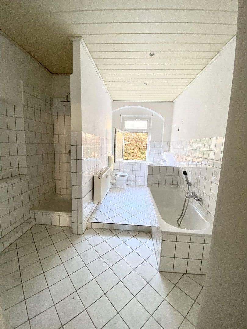 1 bedroom with open-plan kitchen flat to rent, 72 m², Altenburg, Thuringia 1 bedroom with open-plan kitchen flat to rent, 72 m², Altenburg, Thuringia