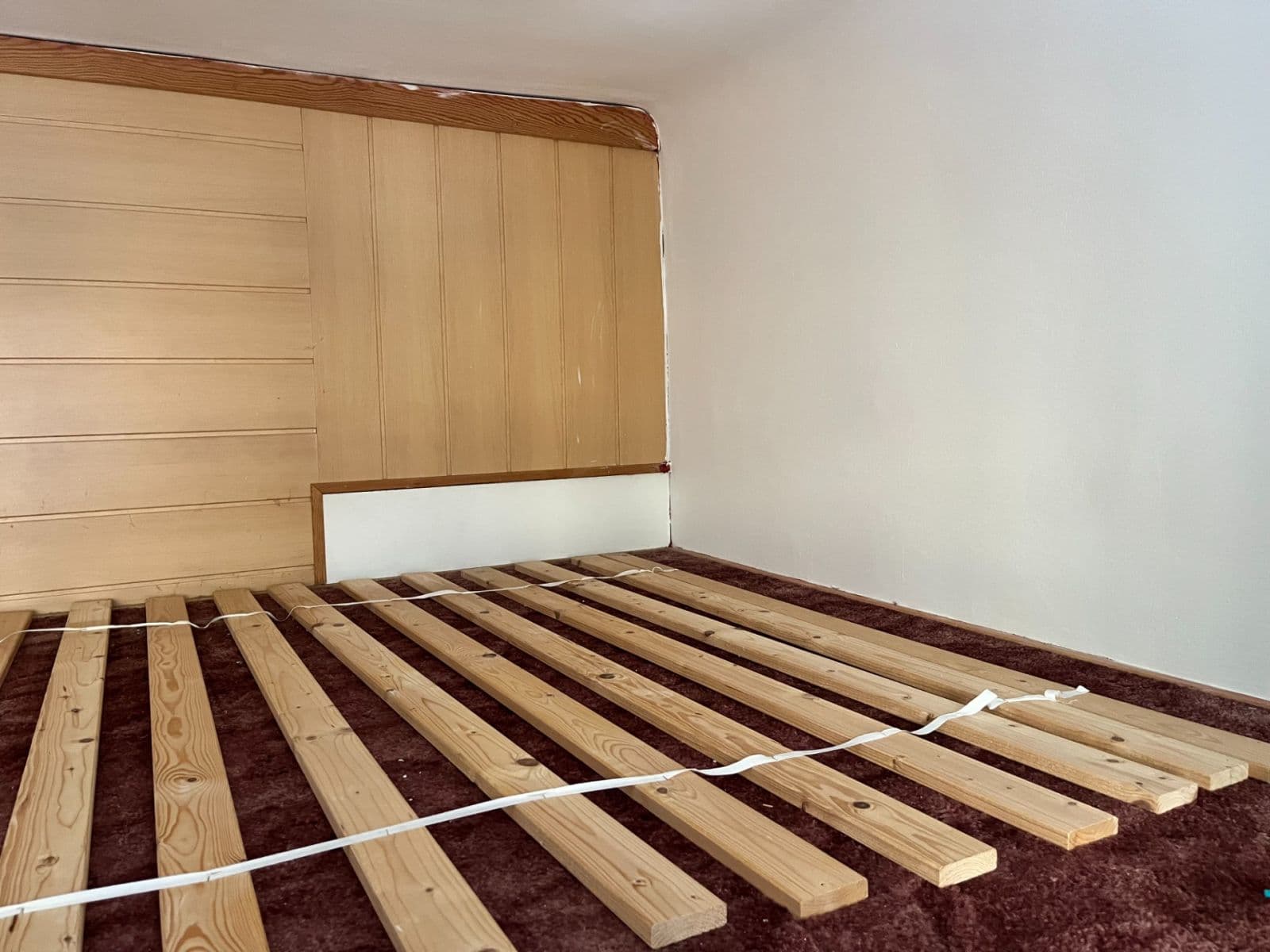 1 bedroom with open-plan kitchen flat to rent, 40 m², U Santošky, Prague, Prague 1 bedroom with open-plan kitchen flat to rent, 40 m², U Santošky, Prague, Prague