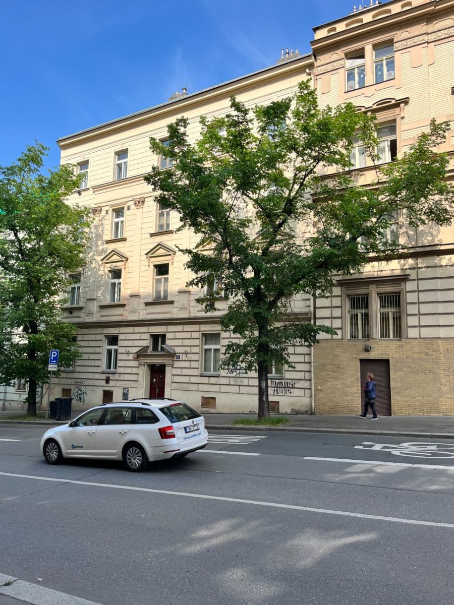 1 bedroom with open-plan kitchen flat to rent, 40 m², U Santošky, Prague, Prague 1 bedroom with open-plan kitchen flat to rent, 40 m², U Santošky, Prague, Prague
