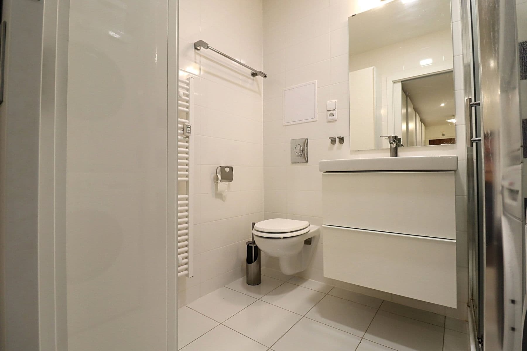 1 bedroom with open-plan kitchen flat to rent, 59 m², Jerevanská, Prague, Prague 1 bedroom with open-plan kitchen flat to rent, 59 m², Jerevanská, Prague, Prague