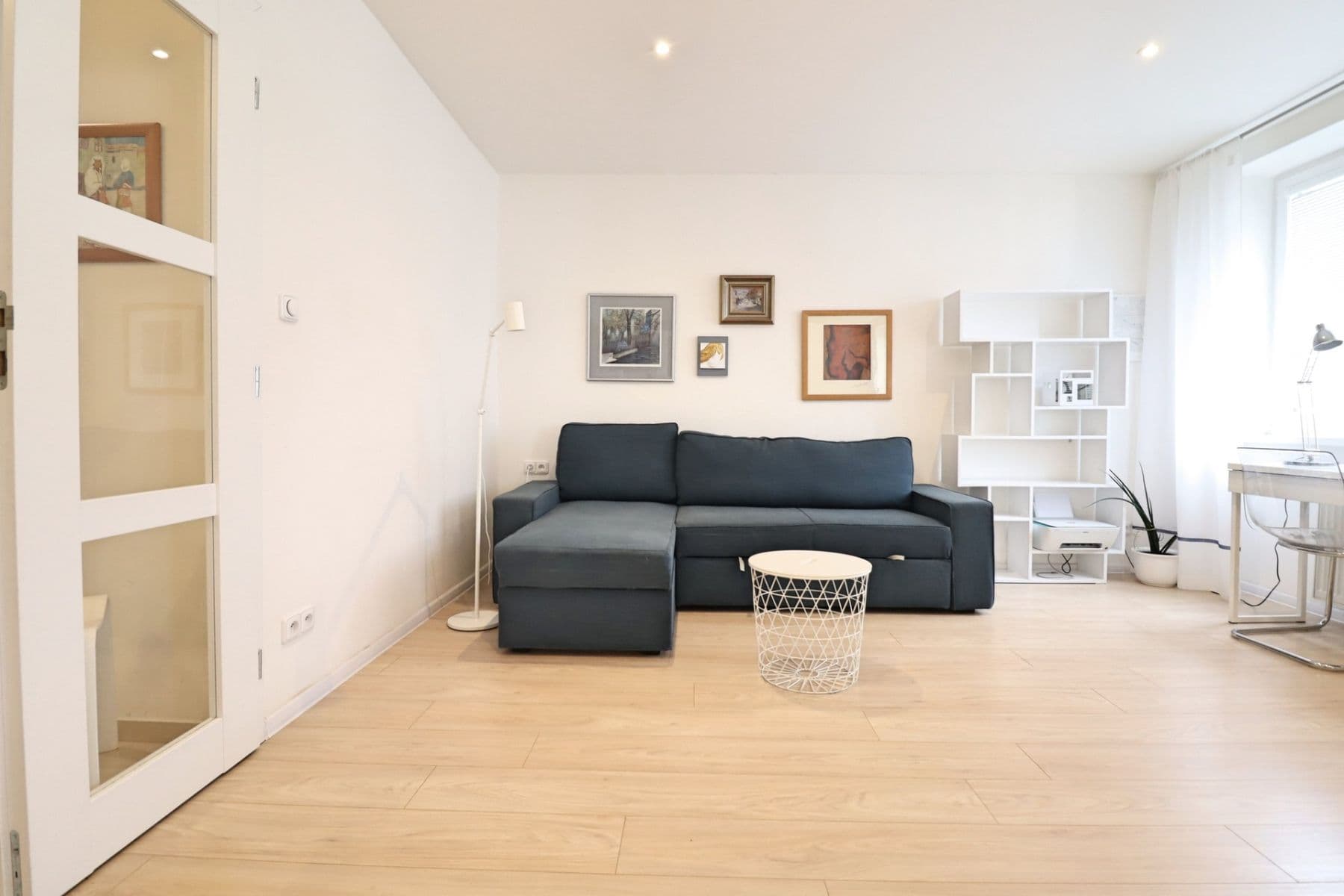 1 bedroom with open-plan kitchen flat to rent, 59 m², Jerevanská, Prague, Prague 1 bedroom with open-plan kitchen flat to rent, 59 m², Jerevanská, Prague, Prague