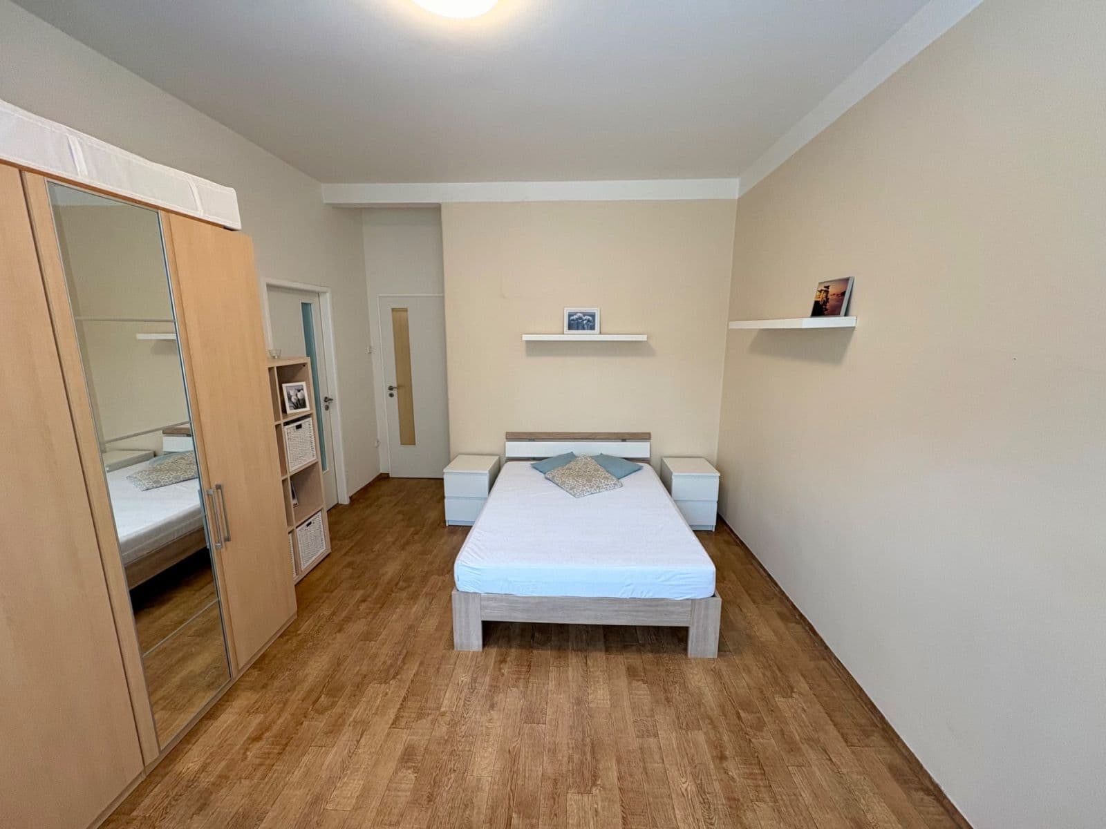 1 bedroom with open-plan kitchen flat to rent, 50 m², Veverkova, Prague, Prague 1 bedroom with open-plan kitchen flat to rent, 50 m², Veverkova, Prague, Prague