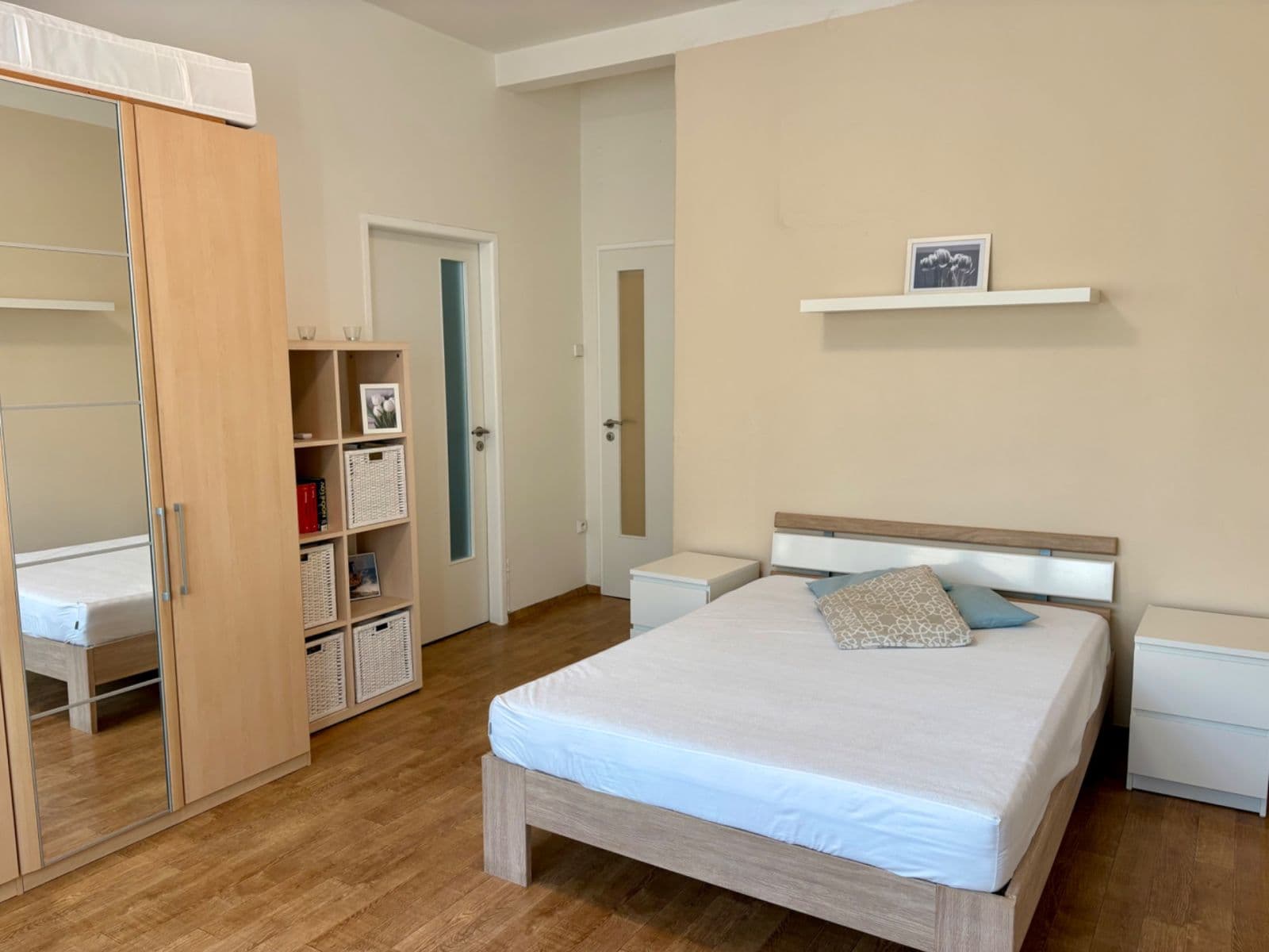 1 bedroom with open-plan kitchen flat to rent, 50 m², Veverkova, Prague, Prague 1 bedroom with open-plan kitchen flat to rent, 50 m², Veverkova, Prague, Prague