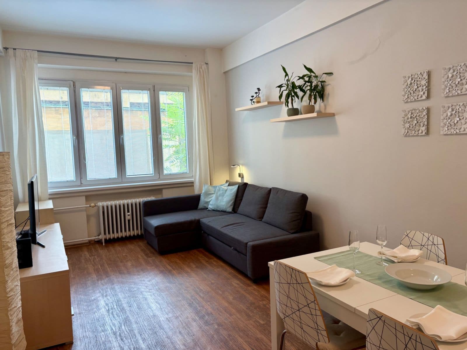 1 bedroom with open-plan kitchen flat to rent, 50 m², Veverkova, Prague, Prague 1 bedroom with open-plan kitchen flat to rent, 50 m², Veverkova, Prague, Prague