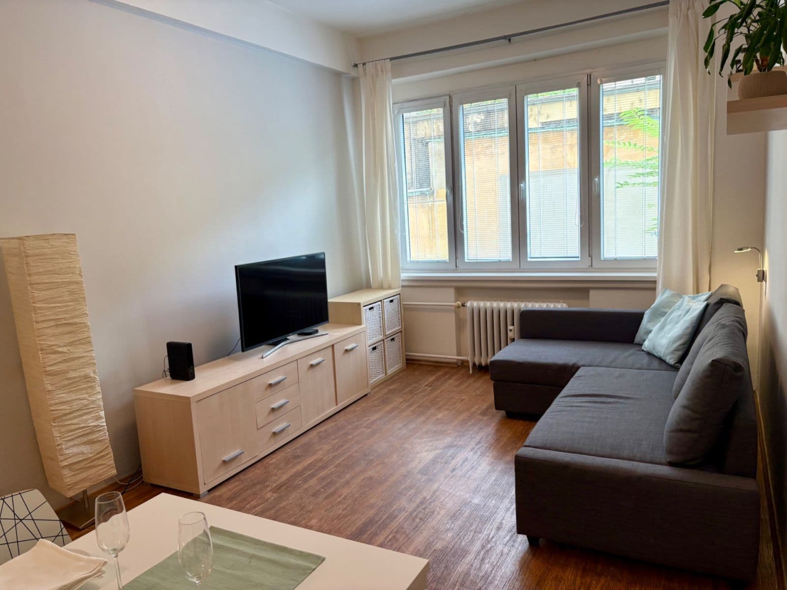1 bedroom with open-plan kitchen flat to rent, 50 m², Veverkova, Prague, Prague 1 bedroom with open-plan kitchen flat to rent, 50 m², Veverkova, Prague, Prague