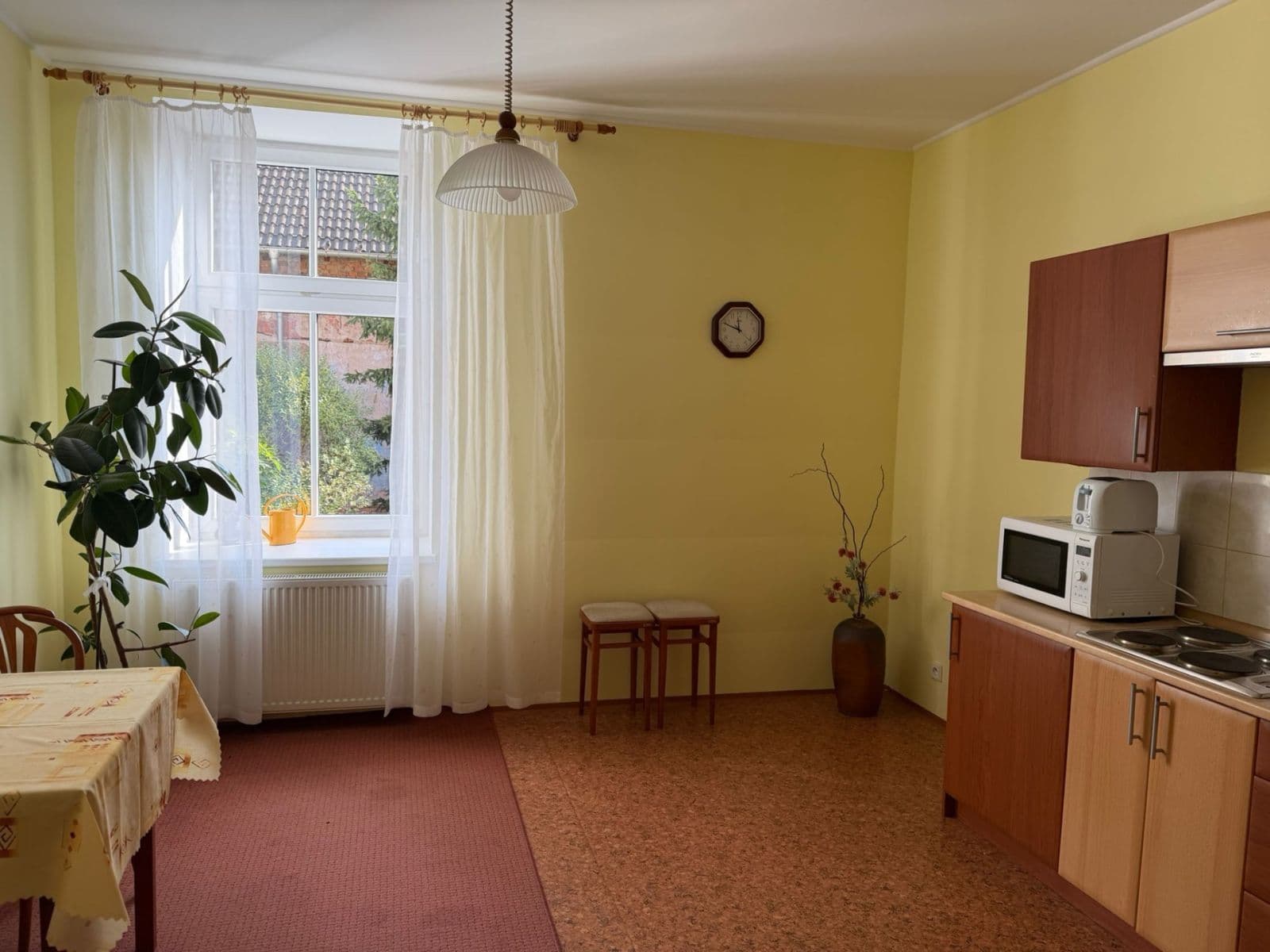 2 bedroom flat to rent, 80 m², Revoluční, Chomutov, Ústecký Region 2 bedroom flat to rent, 80 m², Revoluční, Chomutov, Ústecký Region