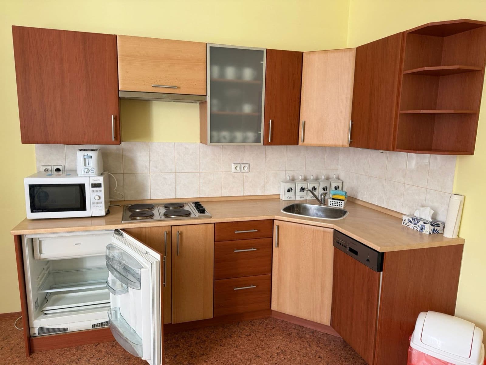 2 bedroom flat to rent, 80 m², Revoluční, Chomutov, Ústecký Region 2 bedroom flat to rent, 80 m², Revoluční, Chomutov, Ústecký Region
