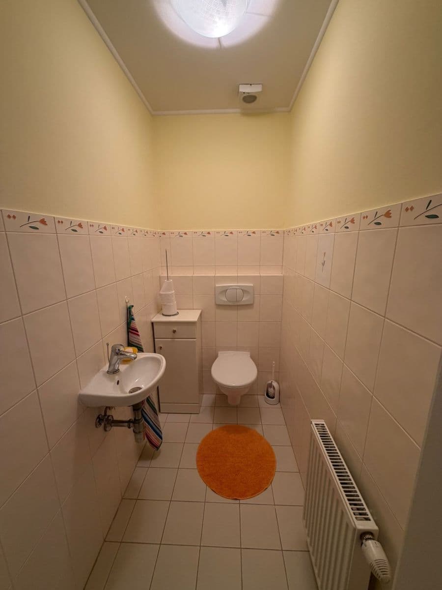 2 bedroom flat to rent, 80 m², Revoluční, Chomutov, Ústecký Region 2 bedroom flat to rent, 80 m², Revoluční, Chomutov, Ústecký Region
