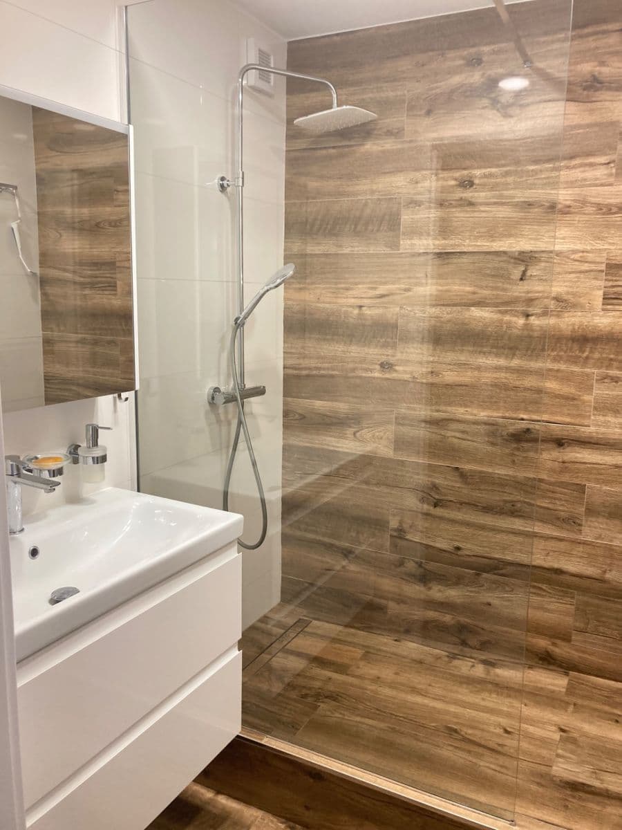 2 bedroom with open-plan kitchen flat for sale, 80 m², U Jezera, Prague, Prague 2 bedroom with open-plan kitchen flat for sale, 80 m², U Jezera, Prague, Prague