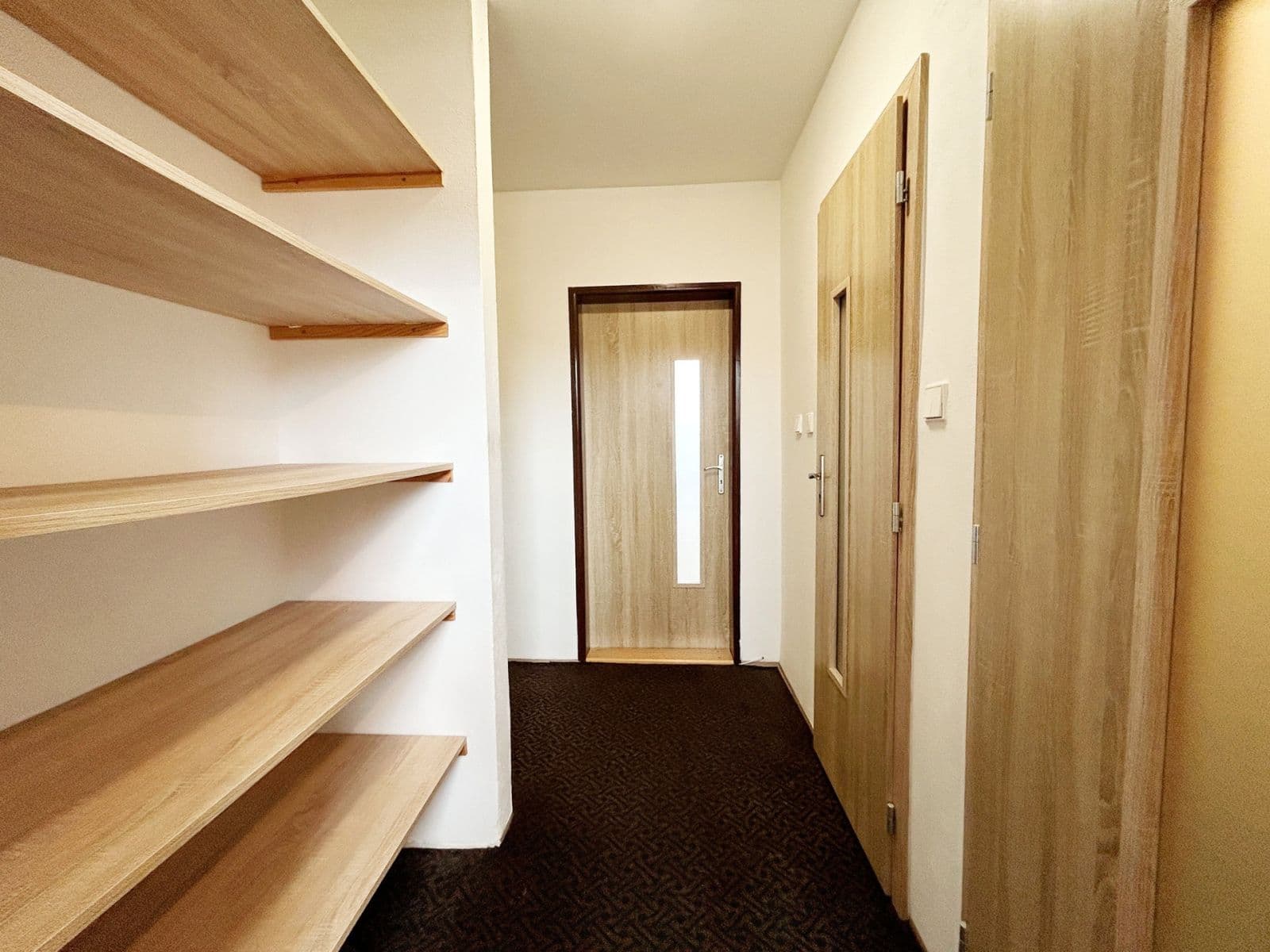 2 bedroom flat to rent, 41 m², Bratří Čapků, Příbram, Středočeský Region 2 bedroom flat to rent, 41 m², Bratří Čapků, Příbram, Středočeský Region