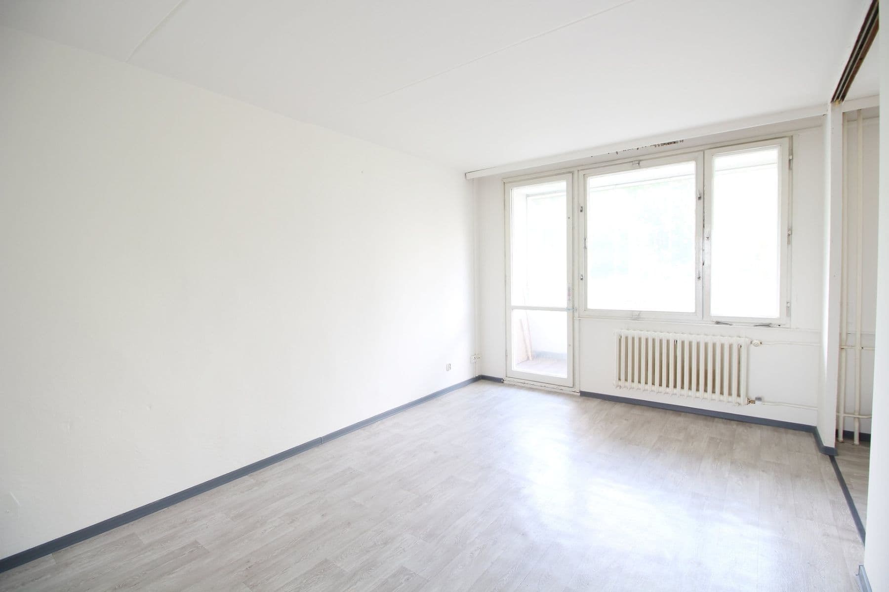 2 bedroom with open-plan kitchen flat to rent, 58 m², Americká, Kladno, Středočeský Region 2 bedroom with open-plan kitchen flat to rent, 58 m², Americká, Kladno, Středočeský Region