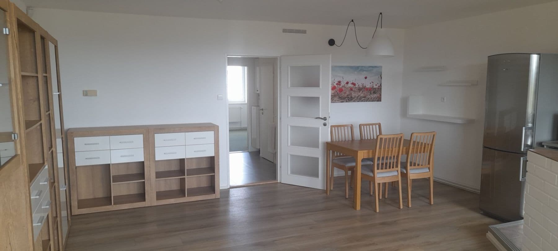2 bedroom with open-plan kitchen flat to rent, 78 m², Lumiérů, Prague, Prague 2 bedroom with open-plan kitchen flat to rent, 78 m², Lumiérů, Prague, Prague