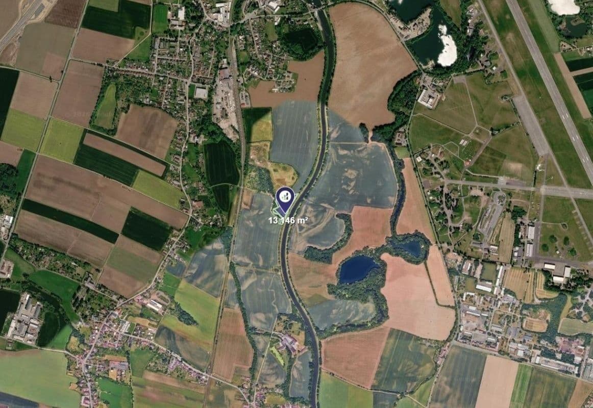 plot for sale, 3,359 m², Hradec Králové, Královéhradecký Region plot for sale, 3,359 m², Hradec Králové, Královéhradecký Region