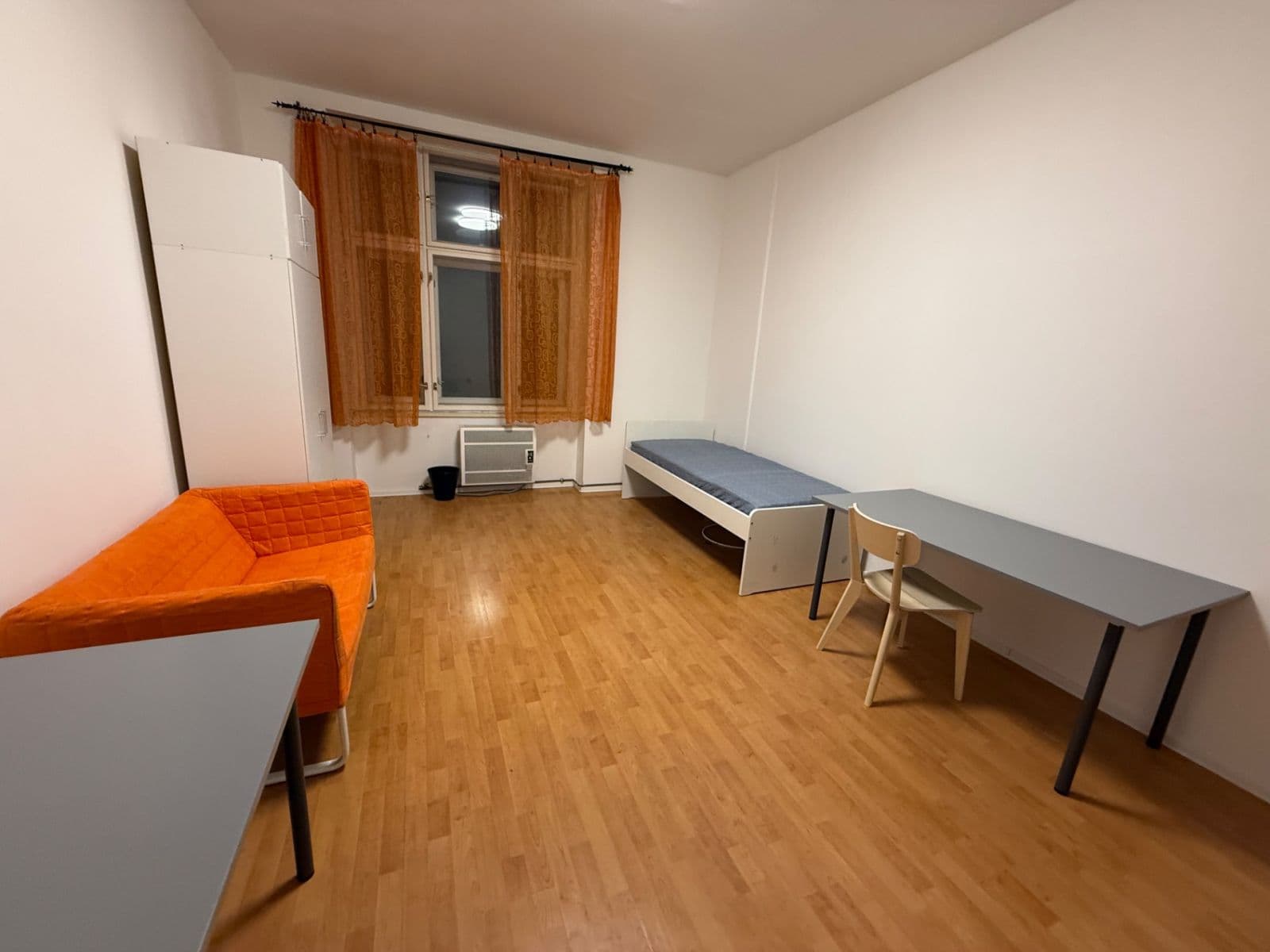 Studio flat to rent, 20 m², Sokolovská, Prague, Prague Studio flat to rent, 20 m², Sokolovská, Prague, Prague