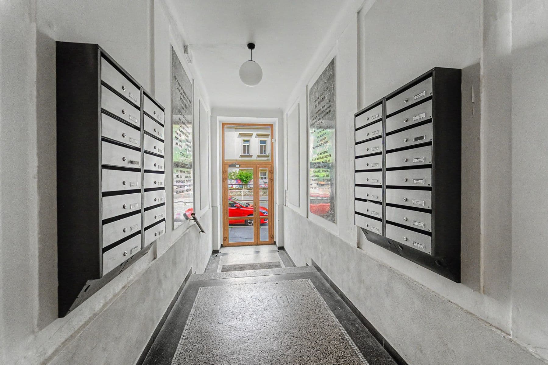 1 bedroom with open-plan kitchen flat for sale, 60 m², Lounských, Prague, Prague 1 bedroom with open-plan kitchen flat for sale, 60 m², Lounských, Prague, Prague