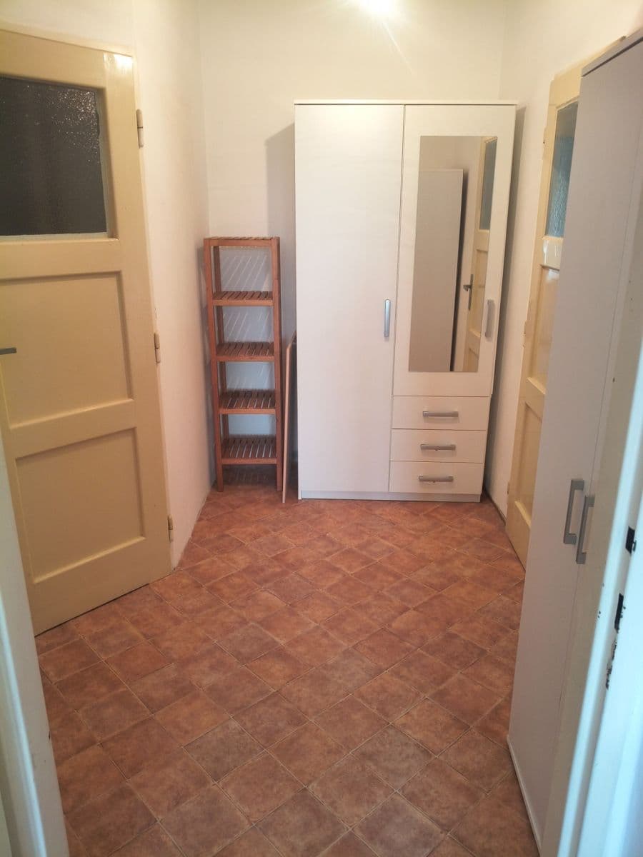 Studio flat to rent, 26 m², Na Petřinách, Prague, Prague Studio flat to rent, 26 m², Na Petřinách, Prague, Prague