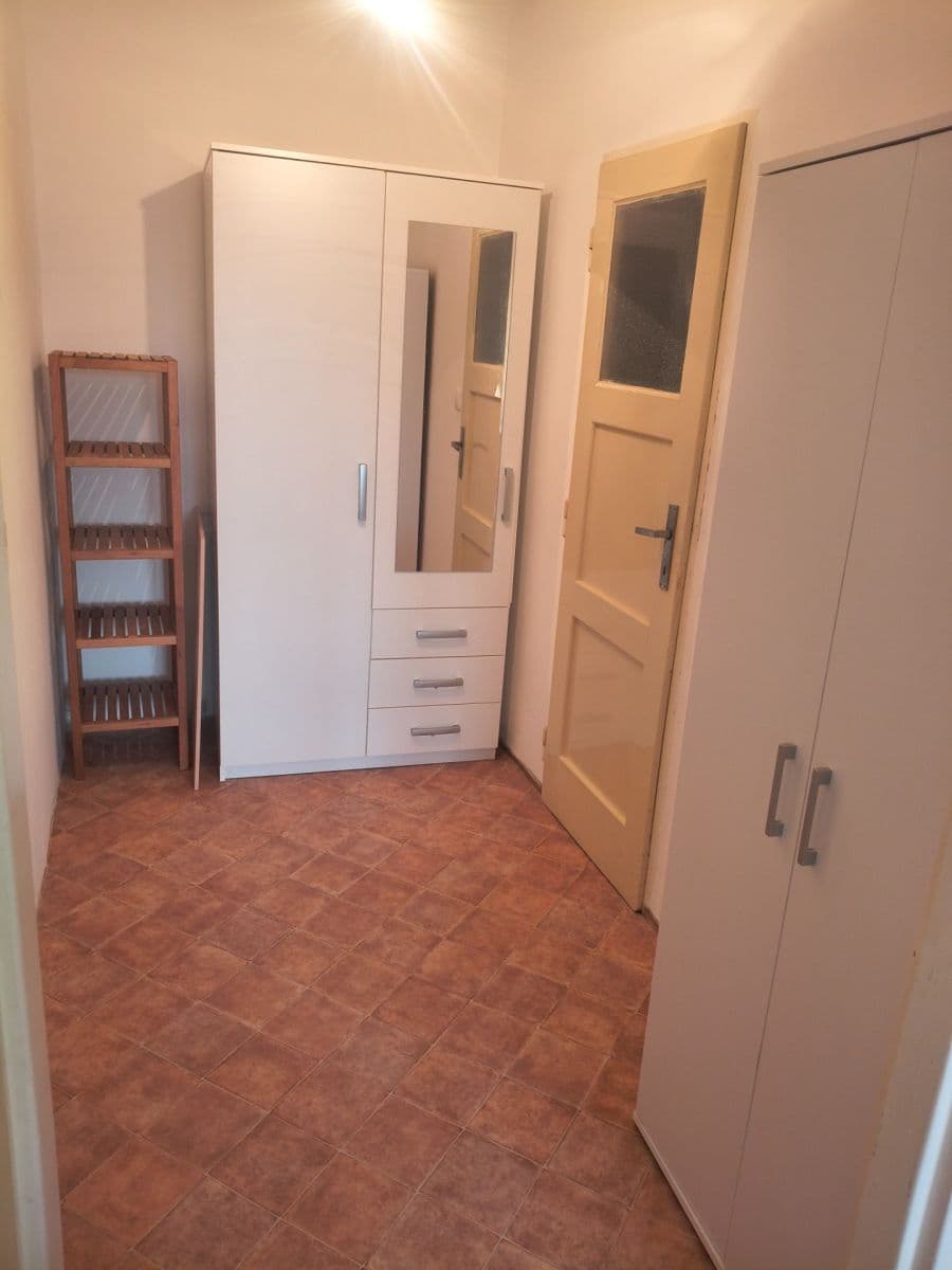 Studio flat to rent, 26 m², Na Petřinách, Prague, Prague Studio flat to rent, 26 m², Na Petřinách, Prague, Prague