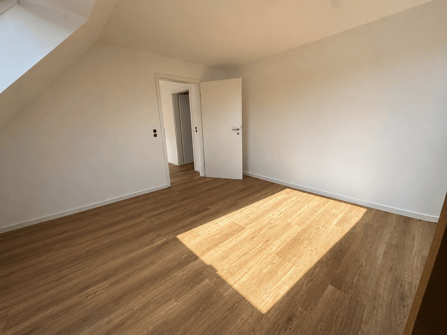 4 bedroom flat to rent, 110 m², Glauchau, Saxony 4 bedroom flat to rent, 110 m², Glauchau, Saxony