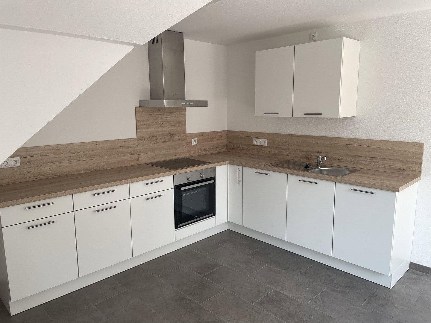 2 bedroom with open-plan kitchen flat to rent, 98 m², Obergasse 7, Mainhausen, Hesse 2 bedroom with open-plan kitchen flat to rent, 98 m², Obergasse 7, Mainhausen, Hesse